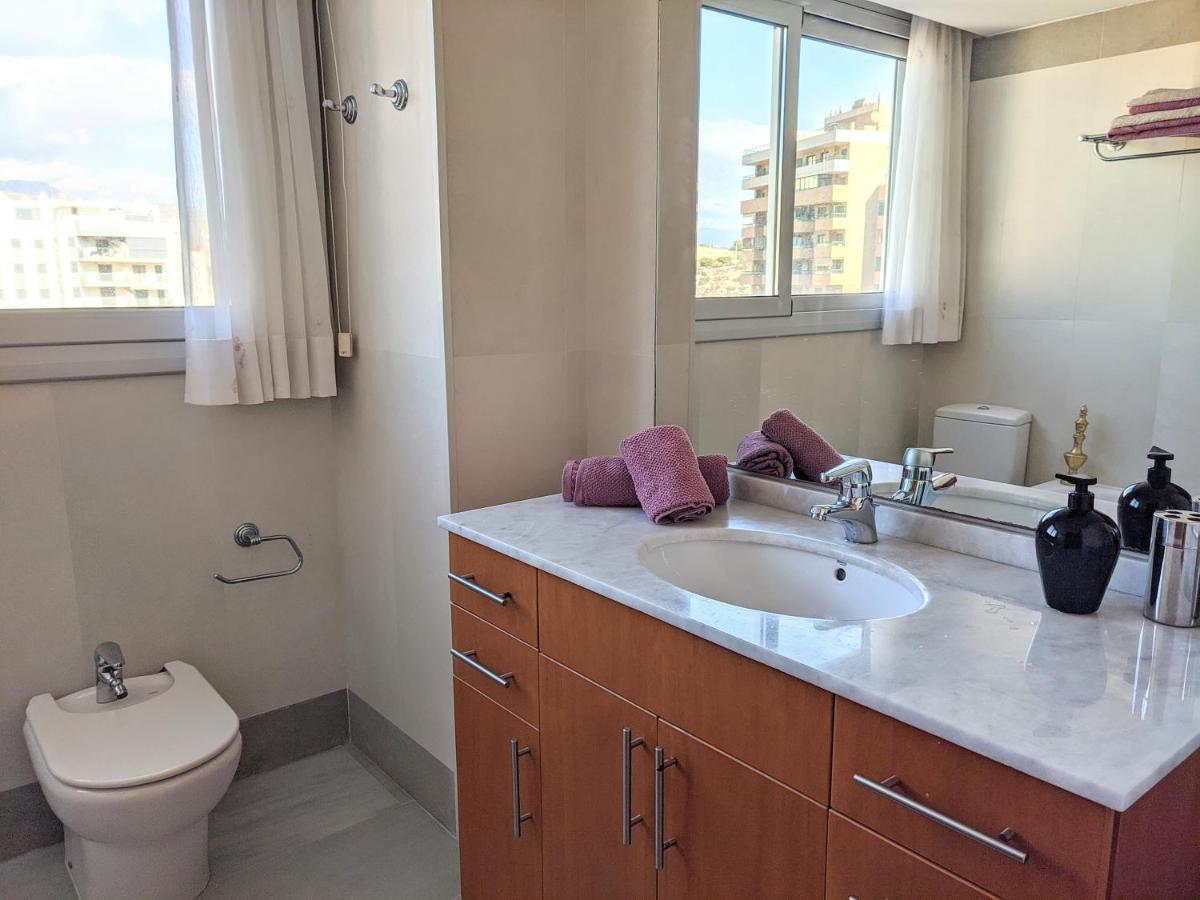 Elegance Sun & Spa Penthouse Бенидорм Экстерьер фото